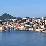 Mare * Mlini